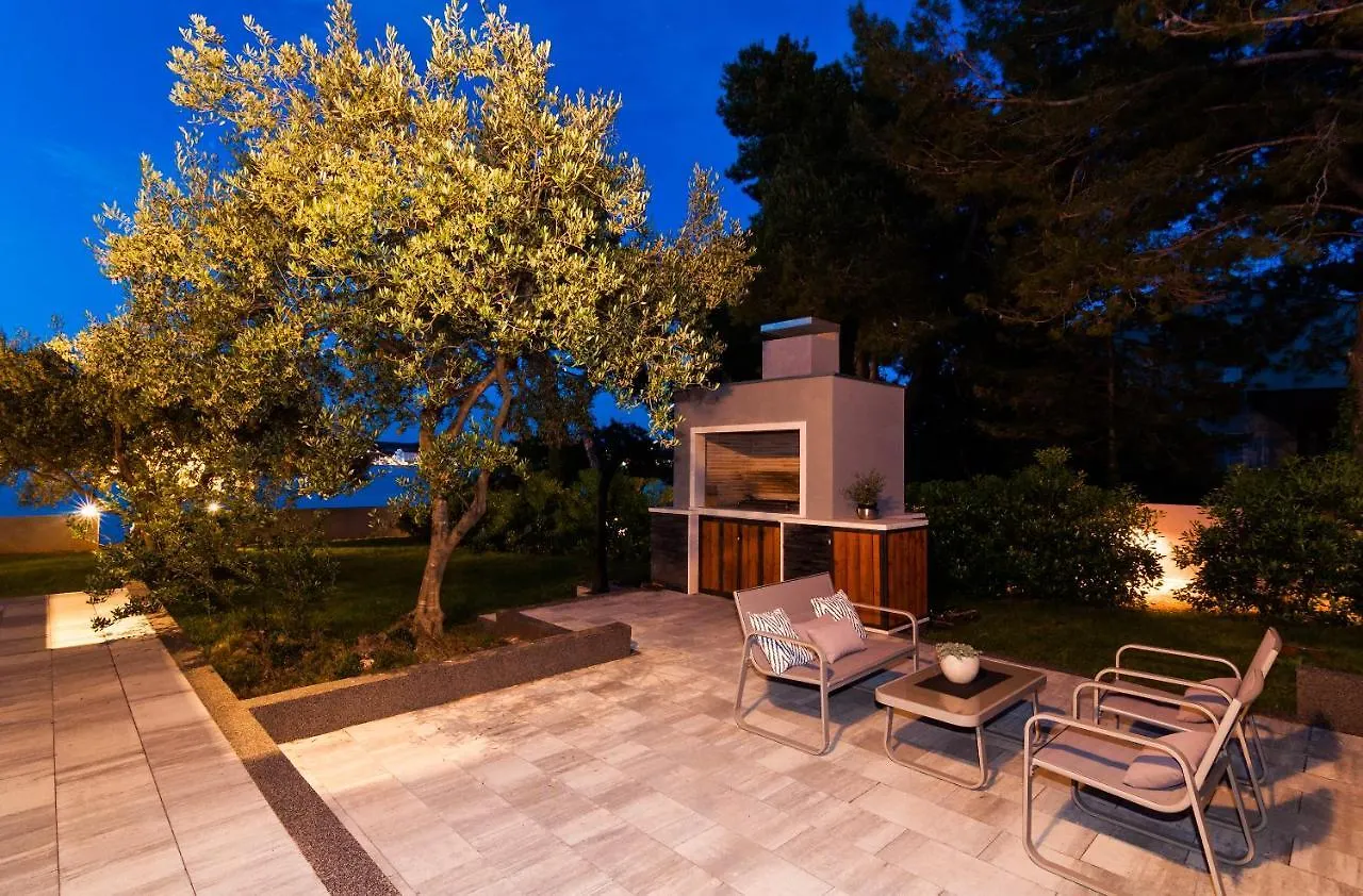Punta Aqua Apartment Sukosan