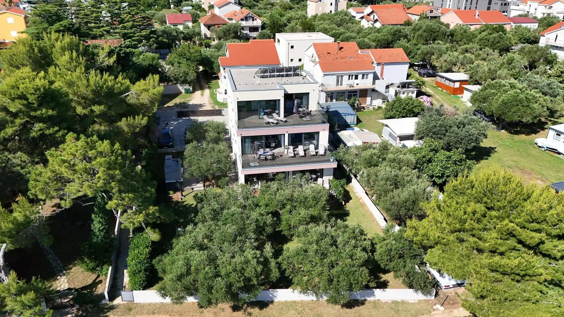 Punta Aqua Apartment Sukosan