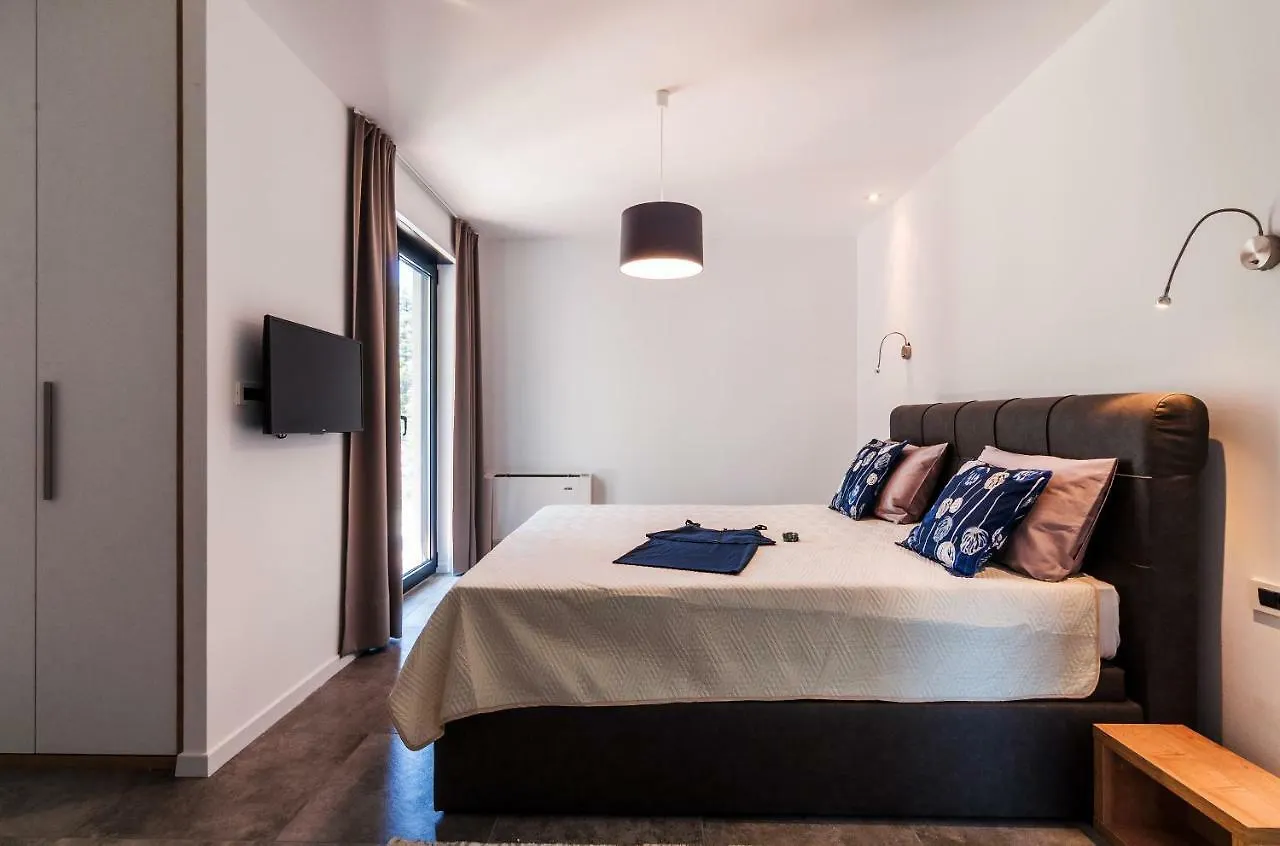 Punta Aqua Apartment Sukosan